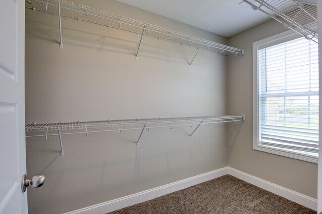 Building Photo - 1121 Cardinal Creek Dr