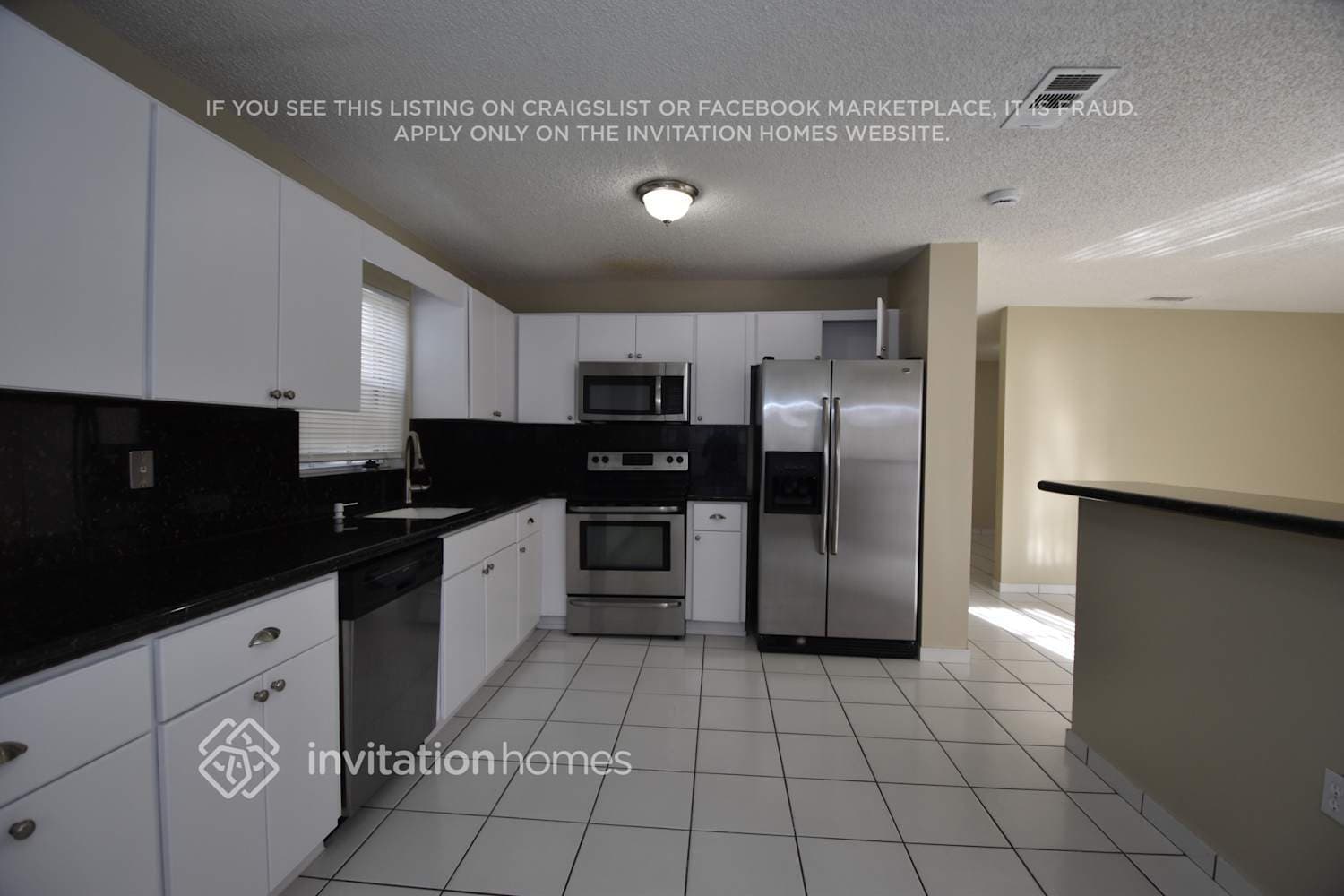 Building Photo - 15290 SW 51st St
