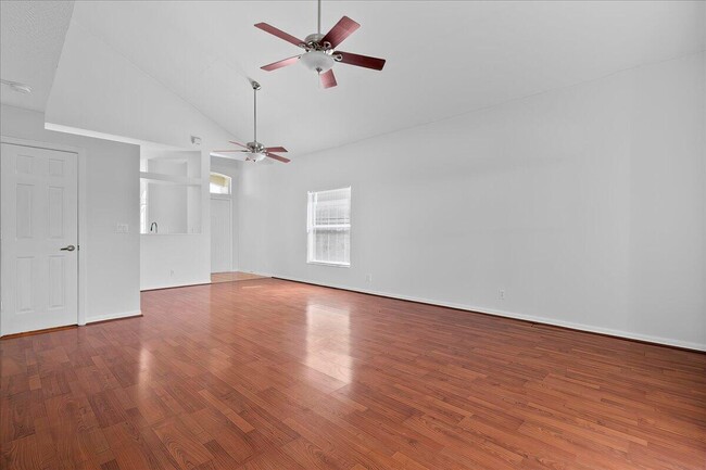 Building Photo - 5143 Elpine Way