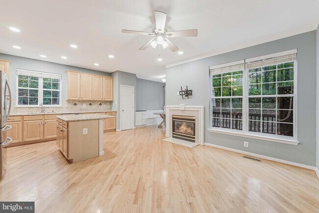 Building Photo - 1274 Wild Hawthorn Way