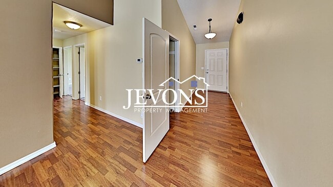 Building Photo - Coming soon! Beautiful single-family home in West Valley