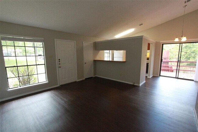 Building Photo - 11603 Poplar Cove