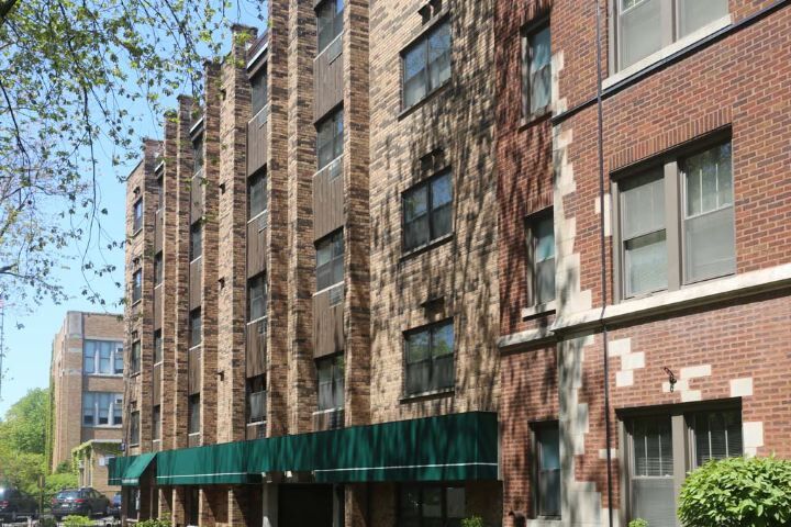 Primary Photo - 665 W Wrightwood Ave