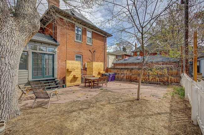 Building Photo - 2214 E 13th Ave