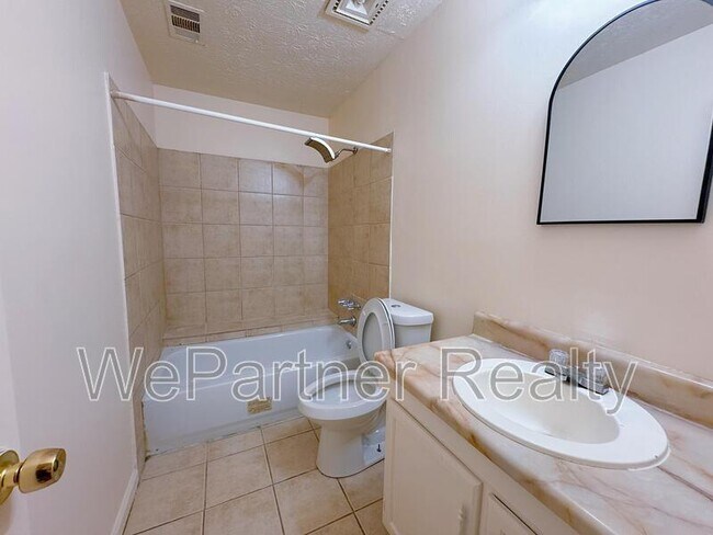 Building Photo - 7416 Dartmouth Ct