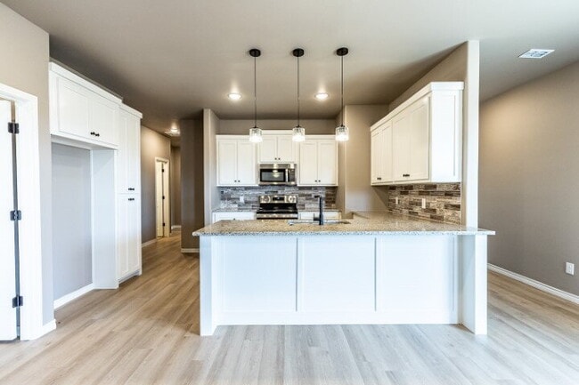 Building Photo - First month HALF OFF RENT move in Special!