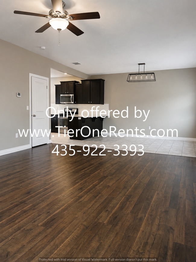 Building Photo - This property offers a NO DEPOSIT option available for qualified renters!