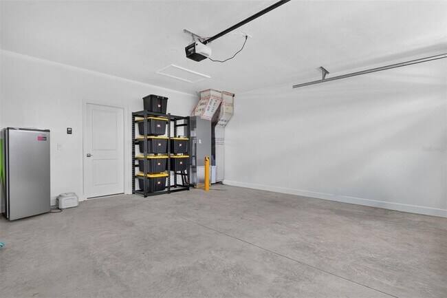 Building Photo - 1075 SW 66th Ter