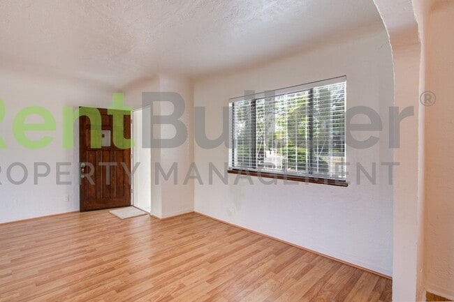 Building Photo - SCHEDULE YOUR SHOWING TODAY