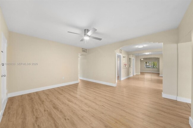 Building Photo - 1840 SW 63rd Ave