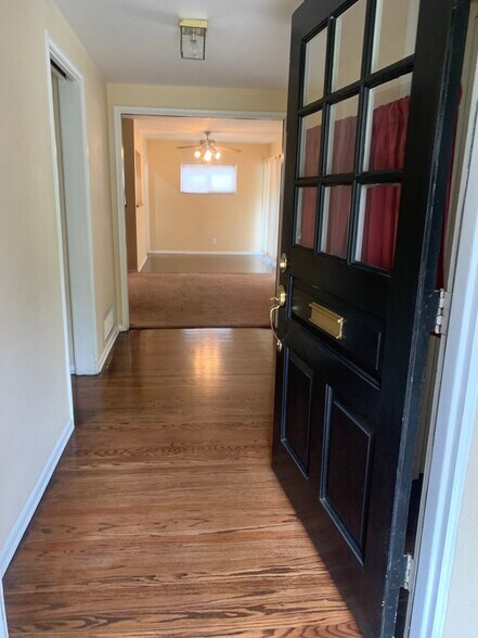 Building Photo - 3045 N Lamer St