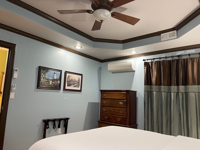 Building Photo - 1430 Juneau Way