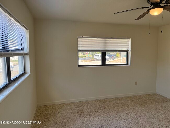 Building Photo - 21 Rosevere Way