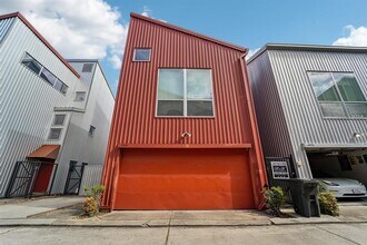 Building Photo - 6951 Ardmore St