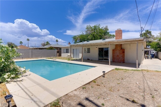 Building Photo - 4605 Cinderella Ln