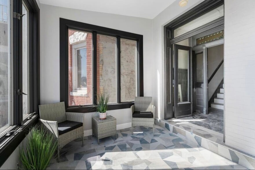 Building Photo - 5215 Boulevard E