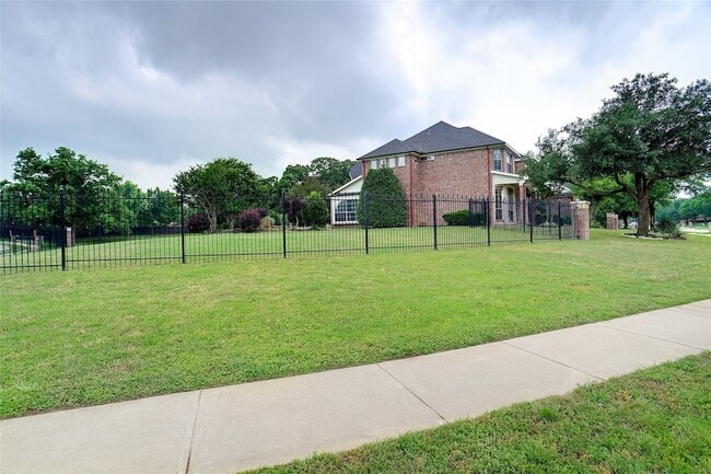 Building Photo - 1421 Savoy Ct