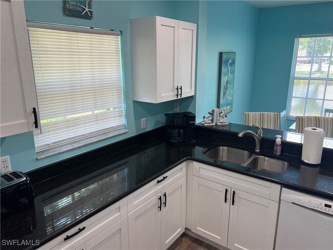 Building Photo - 9320 Water Lily Ct