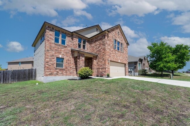 Building Photo - 5812 Pescia St