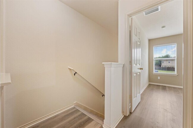 Building Photo - 14412 Lewis Carroll Ln