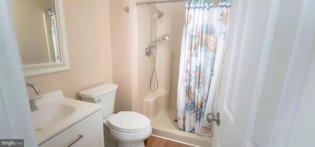 Building Photo - 38518 S Hampton Dr