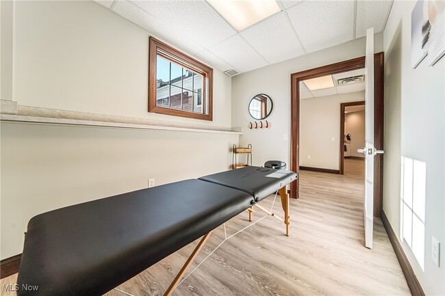Building Photo - 12799 Doula Ln