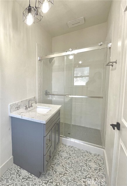 Building Photo - 3109 Raymond Ave