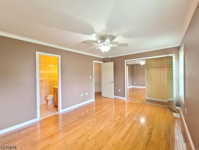 Building Photo - 3705 Pinhorn Dr