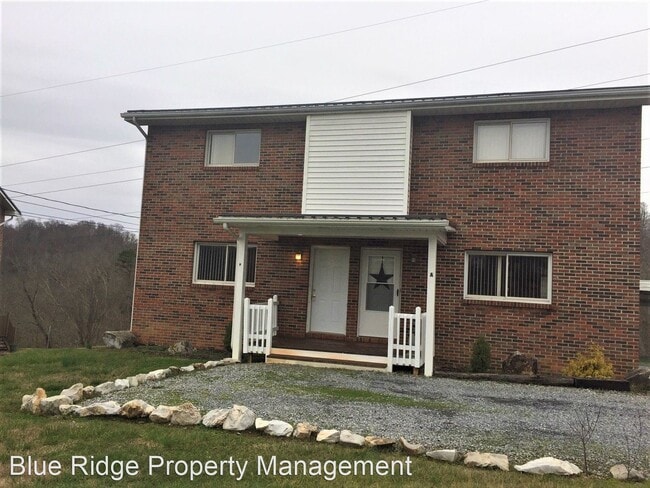 Primary Photo - 549 N Holston River Dr