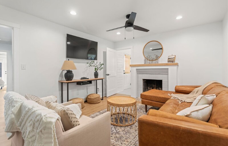 Building Photo - 1145 North Blvd