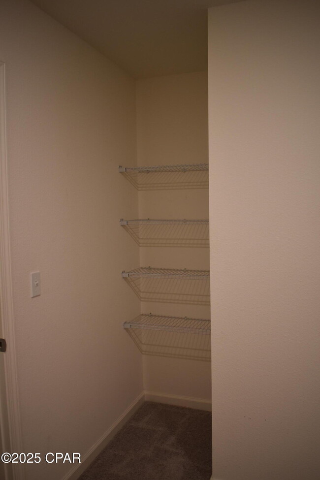 Building Photo - 1570 Aldoro Cir