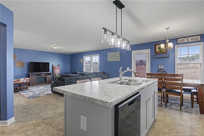 Building Photo - 21 Terrier Ct