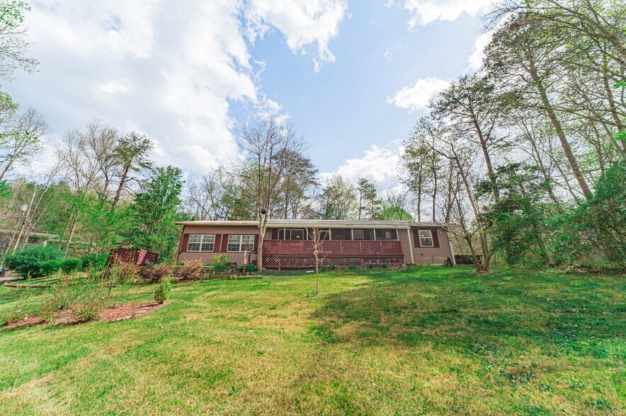 Building Photo - 1748 Paulas Huskey Cir