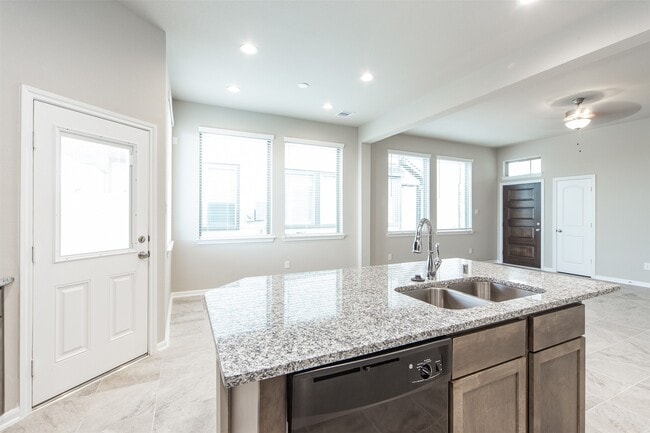 Building Photo - 5131 Pr Ter Ln