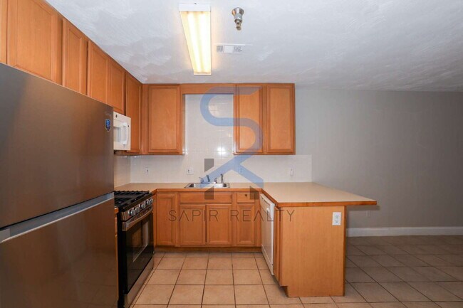 Building Photo - Outdoor Adventure & Downtown Charm – 2BR in Canton