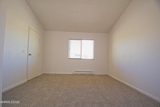 Building Photo - 2375 Tripp Dr