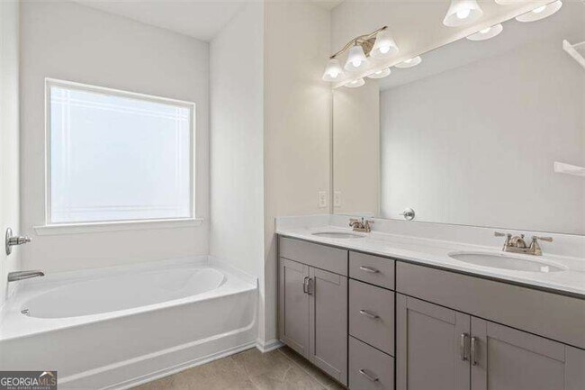 Building Photo - 10 Felton St