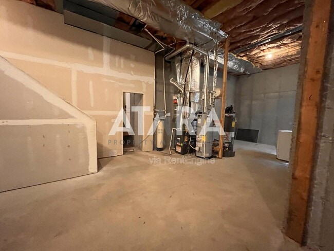 Building Photo - 7845 Ruby Valley Dr