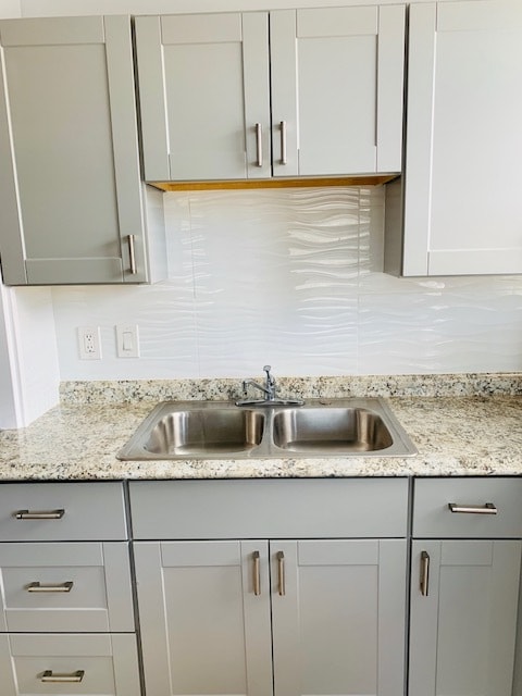Kitchen - 5960 W 86th Pl