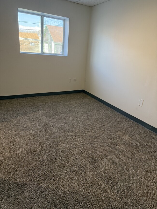 Building Photo - 1510 Washington Blvd