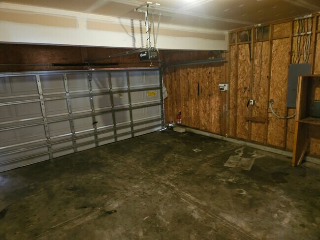 Building Photo - 5217 Anchorage Way