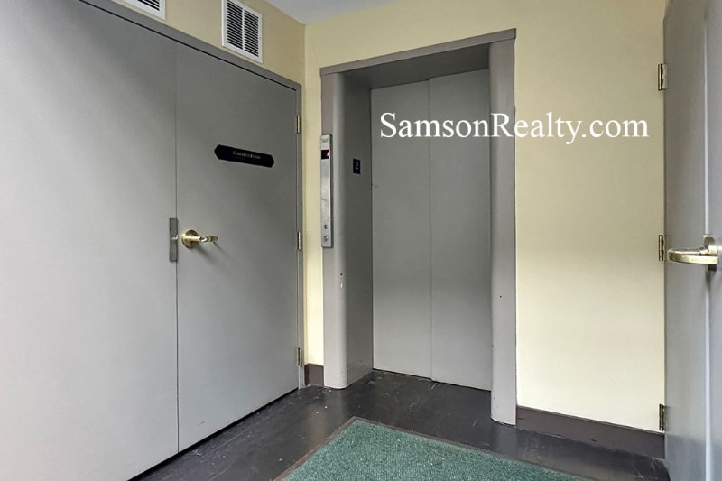 Building Photo - 65 Weybosset St