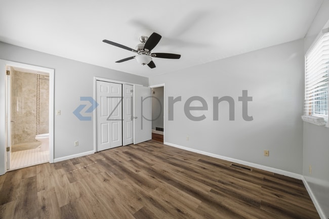 Building Photo - 2351 Emerald Falls Dr