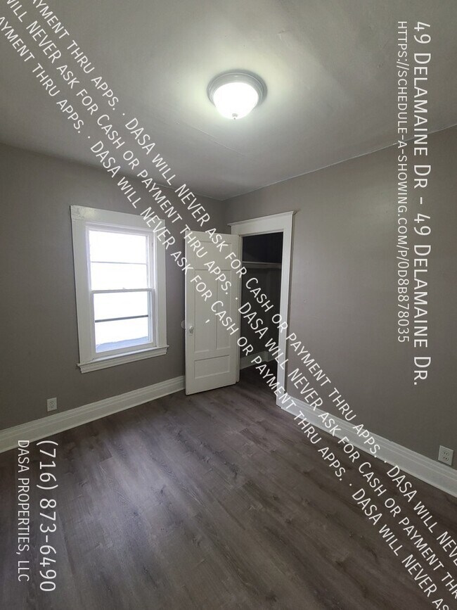 Building Photo - 49 Delamaine Dr