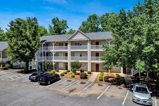 Building Photo - 2br 2ba apartment, China Grove NC - $1095....