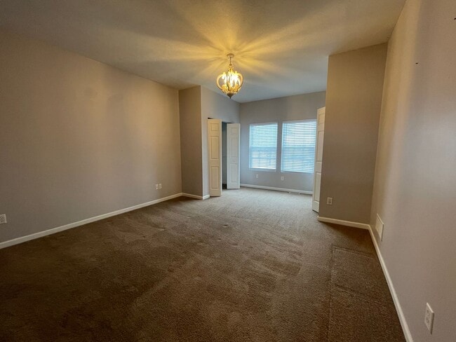 Building Photo - Three Bedroom Home in Kalamazoo