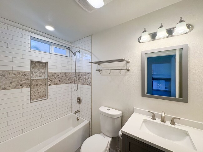 Building Photo - Well-Kept Olivenhain Home Offering Peaceful Living Minutes from Encinitas & the Coast