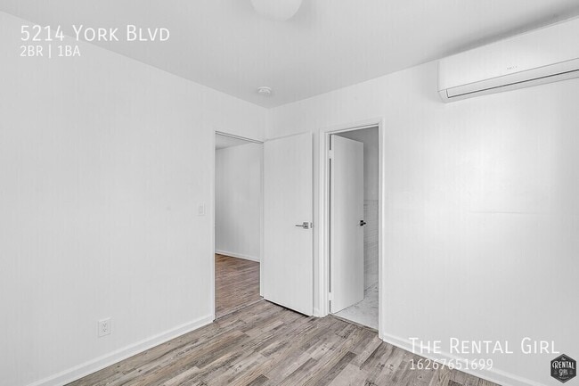 Building Photo - 5214 York Blvd