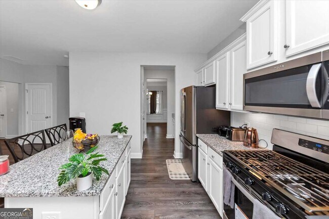 Building Photo - 66 Vicky Way