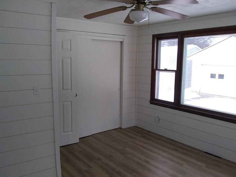 3rd bedroom located downstairs - 2105 Eastlawn Pkwy